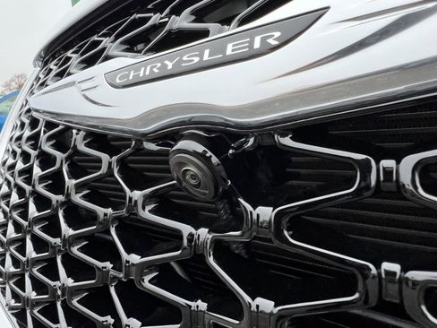 New 2026 Chrysler Pacifica Select image 10