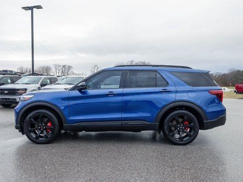 Used 2022 Ford Explorer ST w/ Equipment Group 401A image 21