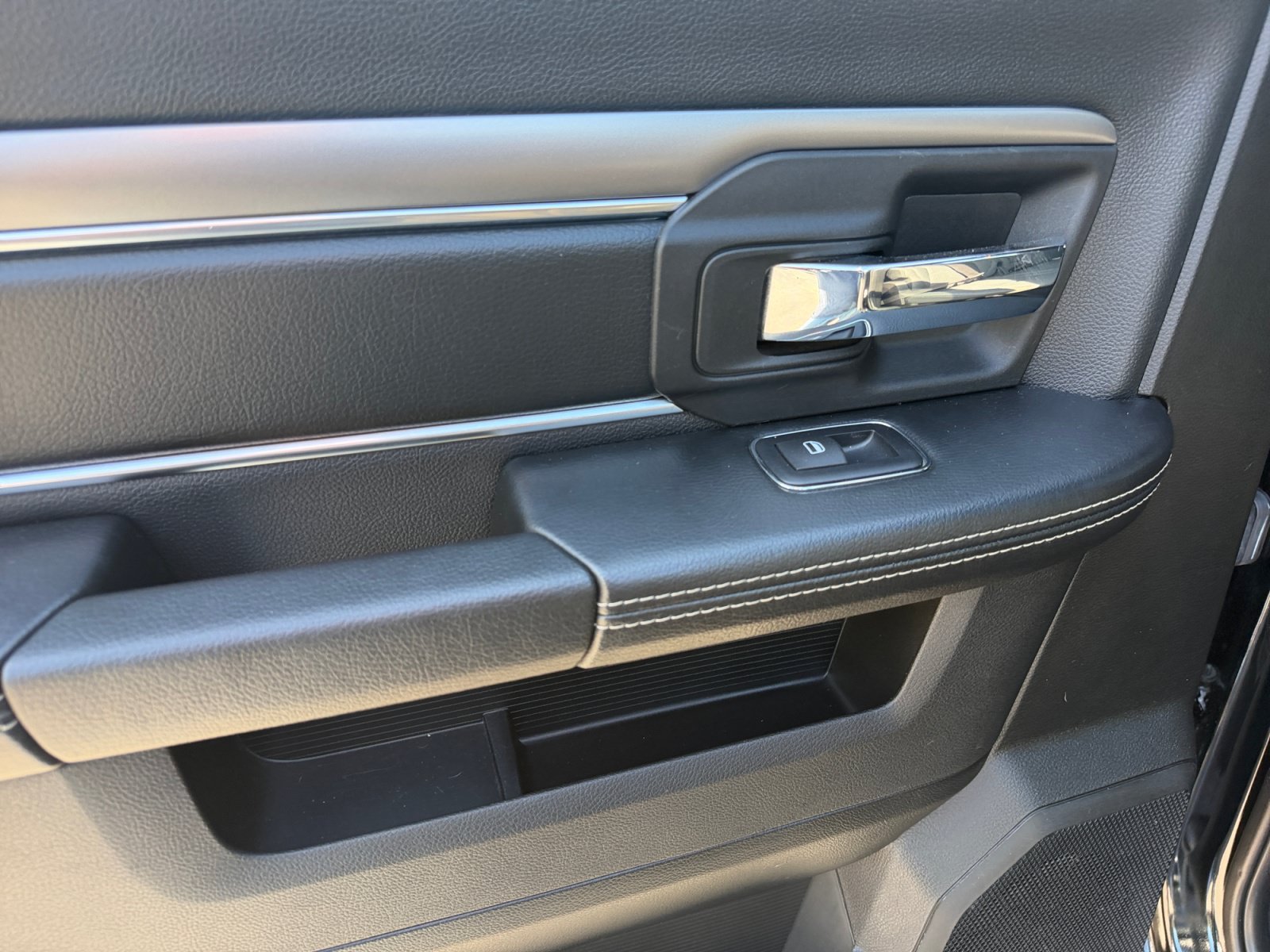 Used 2021 RAM 1500 Warlock AWD/4WD image 17
