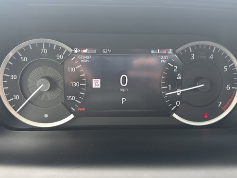 Used 2023 Land Rover Discovery Sport SE R-Dynamic image 22