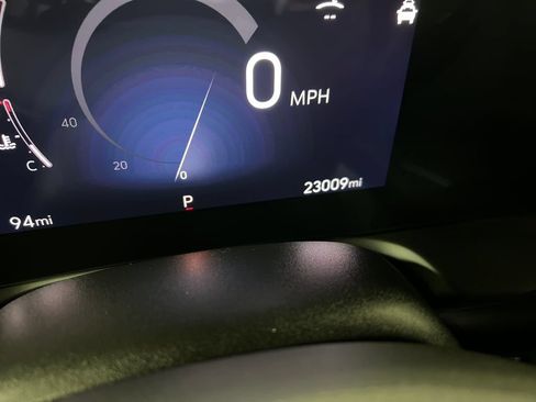 Used 2024 Buick Encore GX Avenir w/ Avenir Technology Package AWD/4WD image 21