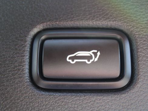 Used 2022 Kia Telluride SX w/ Towing Package FWD image 12