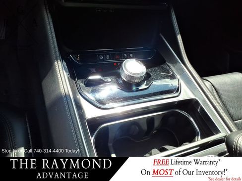 Used 2023 Jeep Wagoneer 4WD image 23