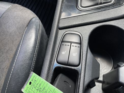 Used 2019 Kia Niro EX FWD image 26