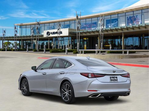 New 2025 Lexus ES 350 w/ Premium Package image 4