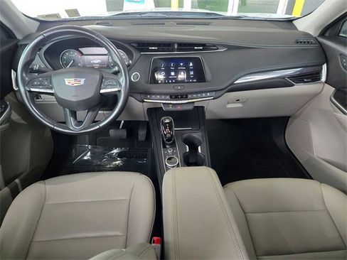 Used 2021 Cadillac XT4 Luxury image 20