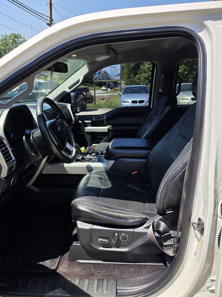 Used 2015 Ford F150 Lariat w/ Equipment Group 502A Luxury AWD/4WD image 11