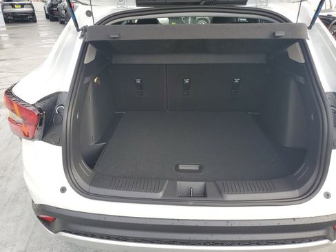 New 2026 Chevrolet Trax LT image 9