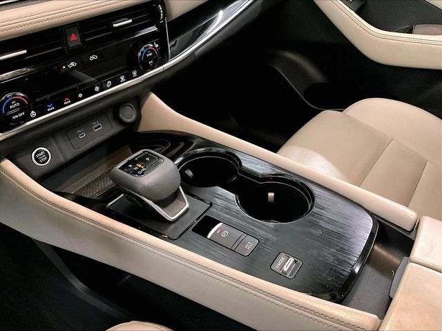 Used 2022 Nissan Rogue SL FWD image 17