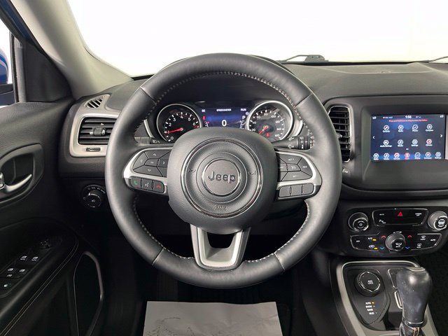 Used 2018 Jeep Compass Latitude w/ Popular Equipment Group AWD/4WD image 16