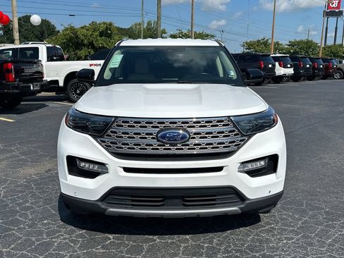 Certified 2023 Ford Explorer Limited AWD/4WD image 2