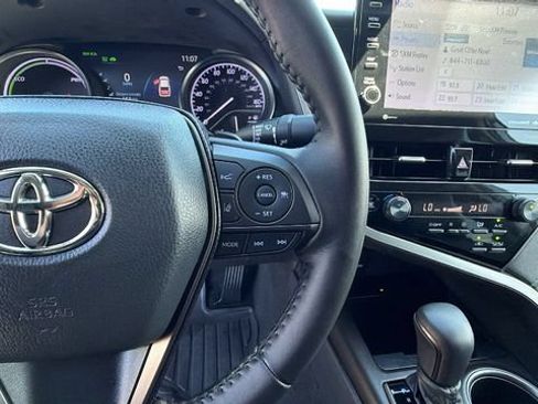 Used 2021 Toyota Camry XSE FWD image 28