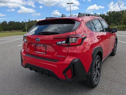 Certified 2025 Subaru Crosstrek 2.0i Premium image 5