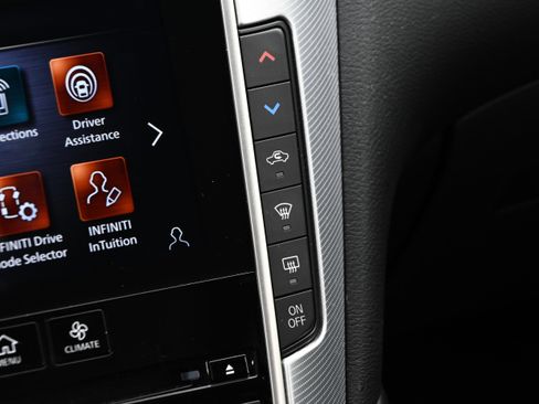 Used 2021 INFINITI Q50 Luxe image 37