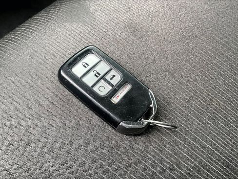 Used 2020 Honda Accord LX image 11