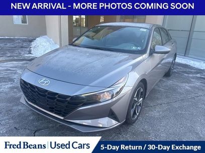 Used 2023 Hyundai Elantra SEL w/ Convenience Package