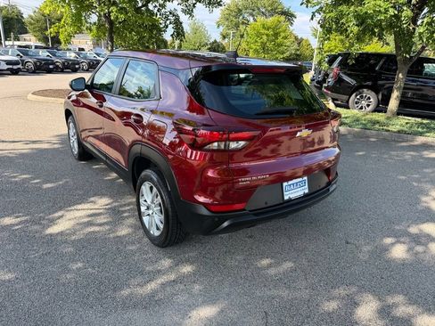 Used 2022 Chevrolet TrailBlazer LS AWD/4WD image 3