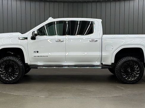 Used 2026 GMC Sierra 1500 SLT w/ SLT Premium Package AWD/4WD image 2
