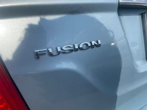 Used 2010 Ford Fusion Hybrid FWD image 23