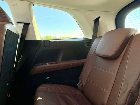 Certified 2024 Mercedes-Benz GLS 450 4MATIC image 12