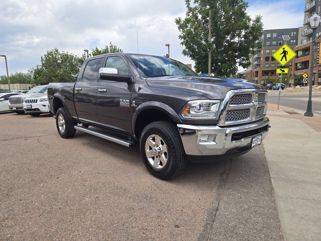 Used 2014 RAM 2500 Laramie w/ Cold Weather Group AWD/4WD image 2
