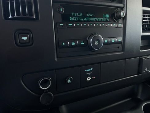 Used 2024 GMC Savana 2500 w/ Driver Convenience Package image 24