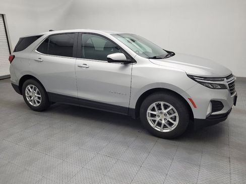 Used 2022 Chevrolet Equinox LT w/ Driver Convenience Package FWD image 11