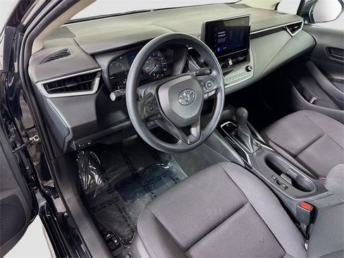 Certified 2023 Toyota Corolla LE image 18
