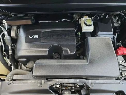 Used 2019 Nissan Pathfinder SL w/ SL Premium Package image 16