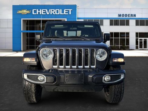 Used 2020 Jeep Gladiator Overland w/ Trailer Tow Package image 7