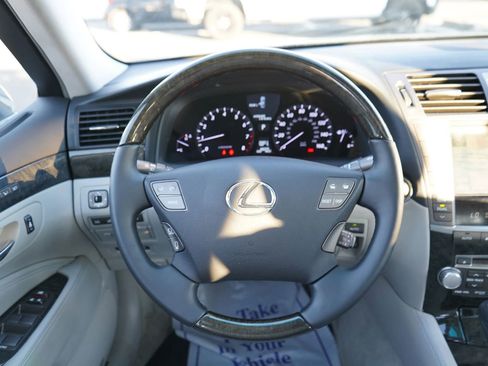 Used 2012 Lexus LS 460 image 19