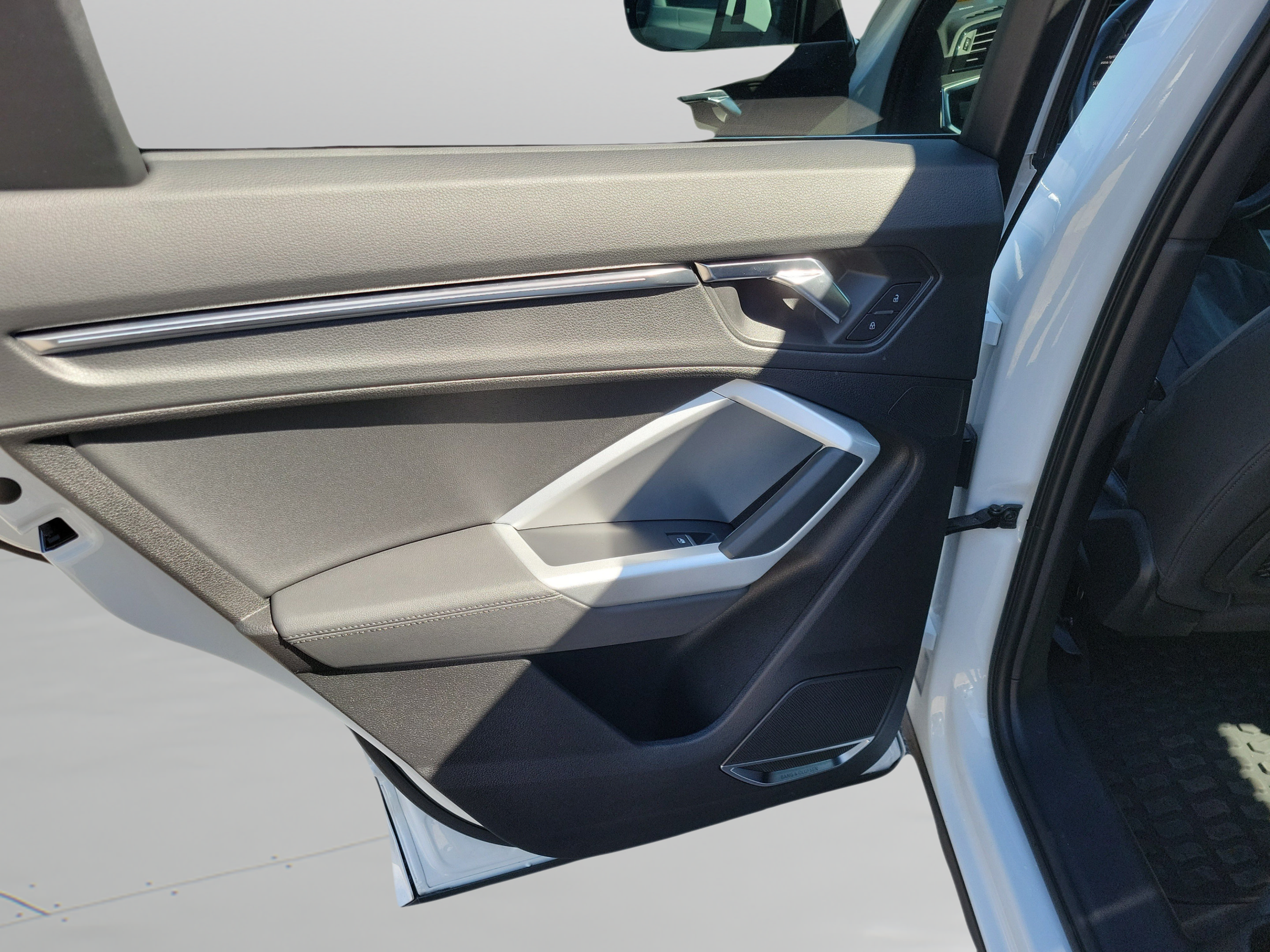Used 2021 Audi Q3 2.0T Premium Plus AWD/4WD image 11