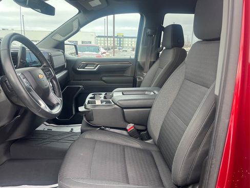 Used 2023 Chevrolet Silverado 1500 LT w/ Convenience Package II image 9