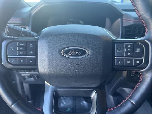 Used 2022 Ford Expedition Max Limited image 18