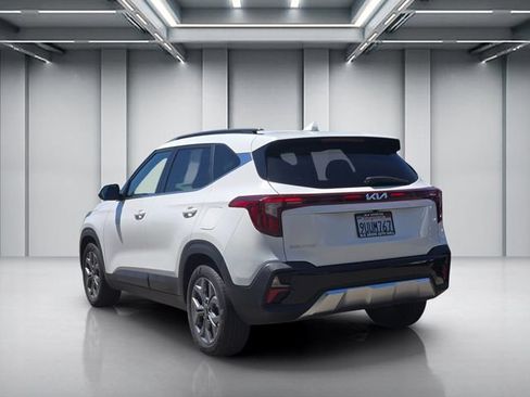 Certified 2024 Kia Seltos S FWD image 6