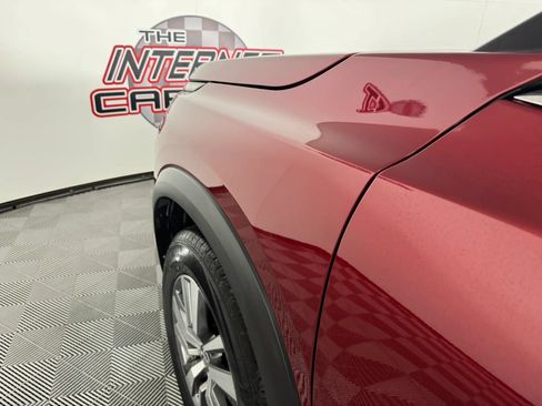 Used 2022 Nissan Pathfinder SL AWD/4WD image 24
