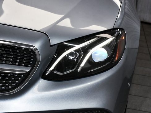 Used 2019 Mercedes-Benz E 450 4MATIC Cabriolet image 74