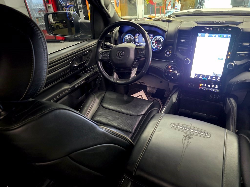 Used 2022 RAM 1500 Limited w/ Body Color Bumper Group AWD/4WD image 43