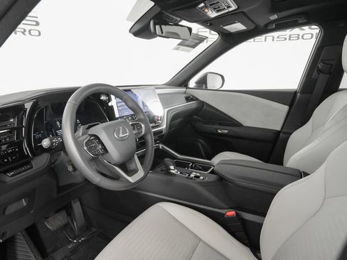 Certified 2025 Lexus TX 350 AWD w/ Technology Package image 10