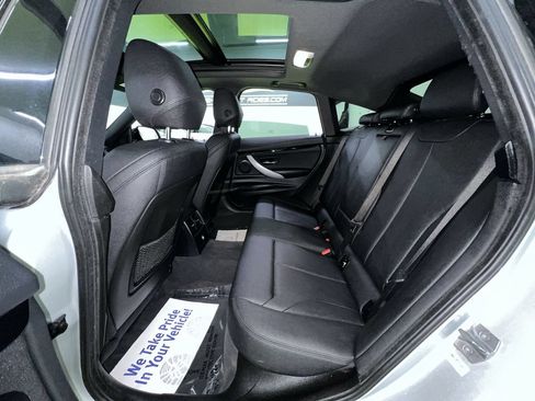 Used 2018 BMW 330i Gran Turismo xDrive AWD/4WD image 27