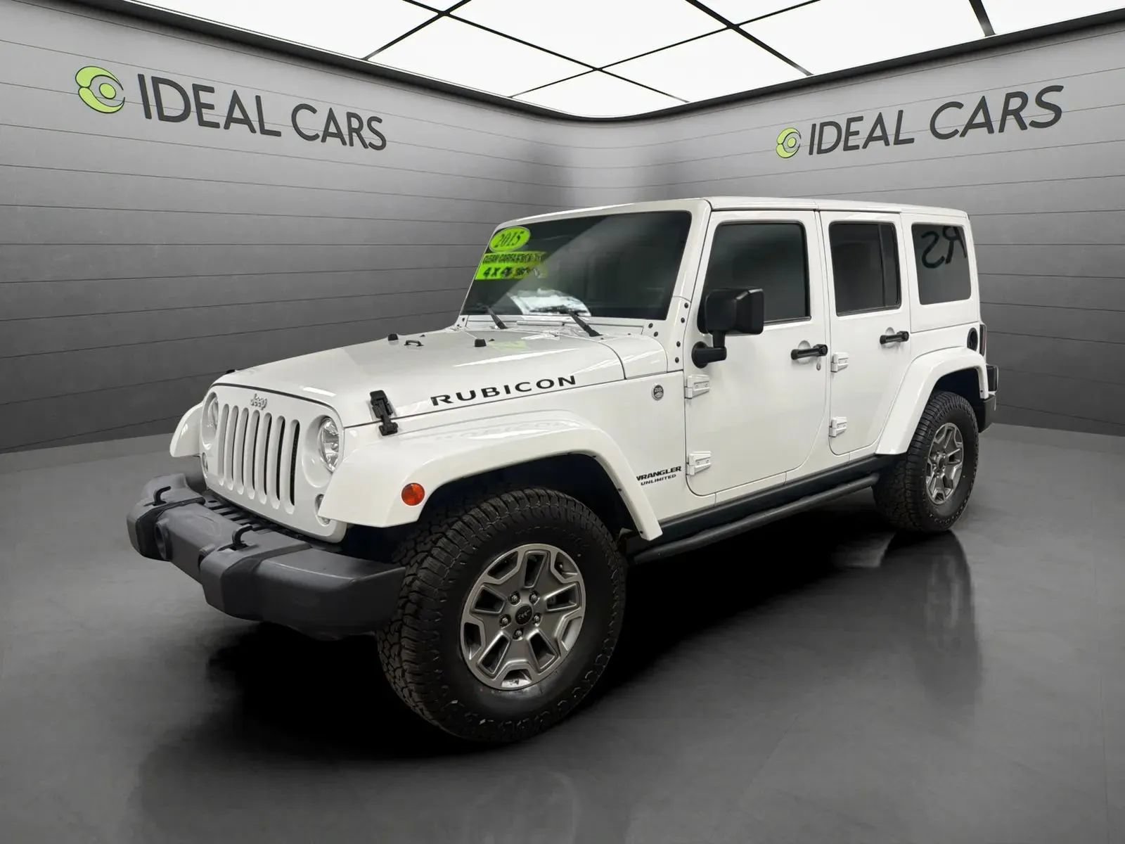 Used 2015 Jeep Wrangler Unlimited Rubicon w/ Connectivity Group AWD/4WD image 1