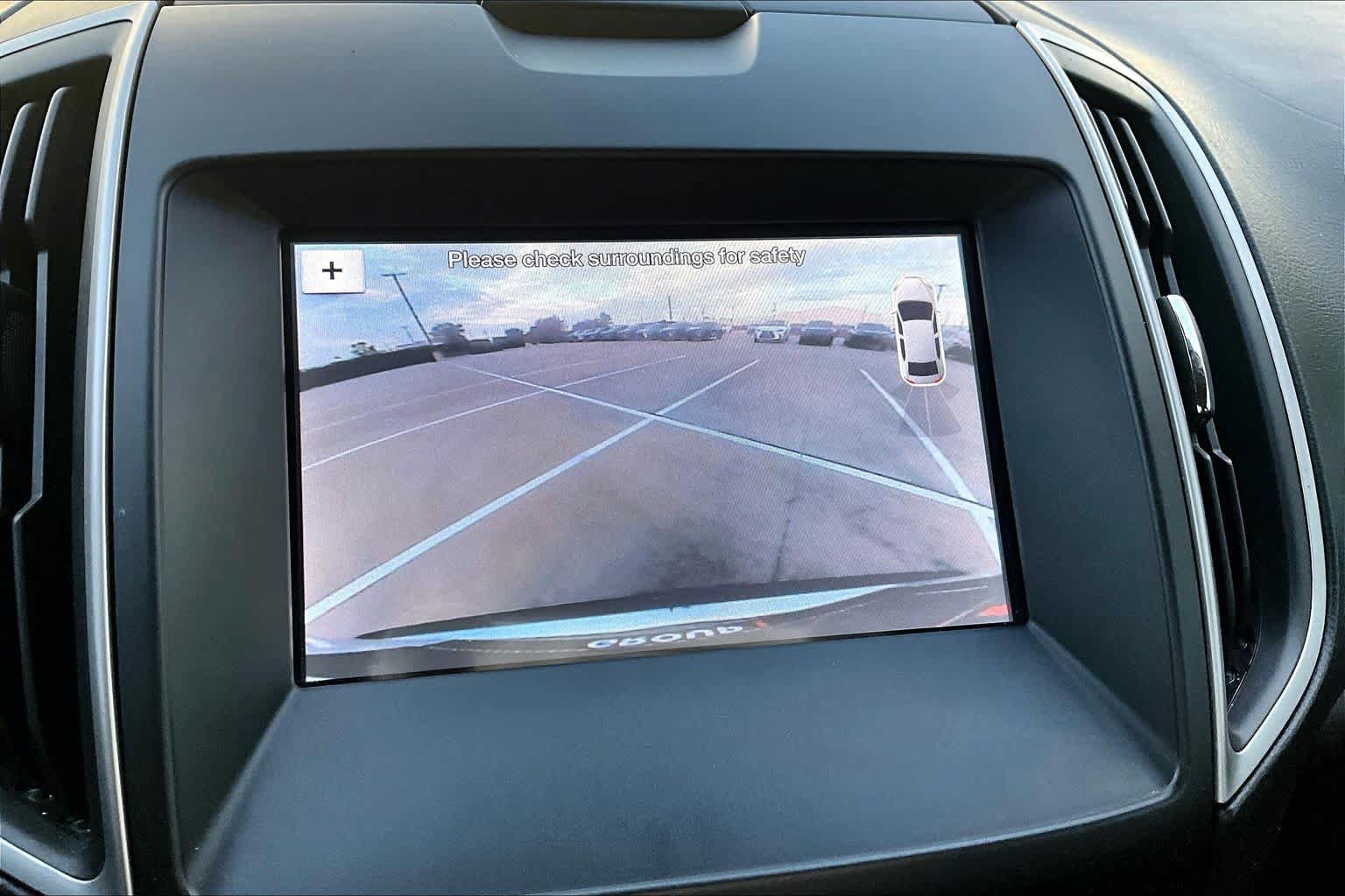 Used 2019 Ford Edge SEL w/ Cold Weather Package AWD/4WD image 25
