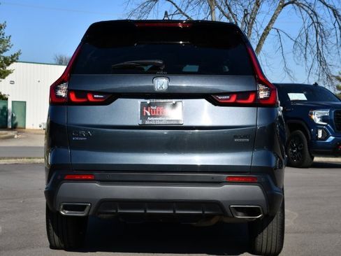 Used 2023 Honda CR-V Sport Touring image 6