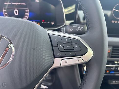 New 2026 Volkswagen Jetta SE FWD image 19