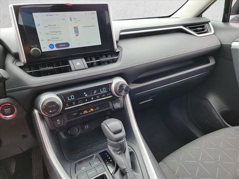 Used 2024 Toyota RAV4 XLE FWD image 22