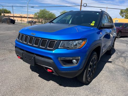 Used 2018 Jeep Compass Trailhawk w/ Leather Interior Group AWD/4WD image 11
