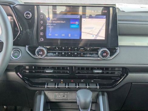 New 2026 Chevrolet Colorado LT w/ LT Convenience Package image 13