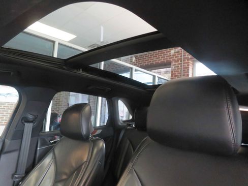 Used 2019 Lincoln MKC Reserve w/ MKC Climate Package image 53