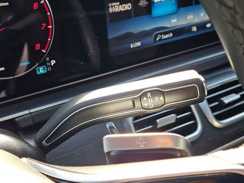 Certified 2025 Mercedes-Benz GLS 450 4MATIC image 32