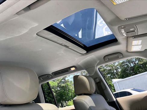 Used 2019 Nissan Armada Platinum w/ Captain's Chairs Package image 13